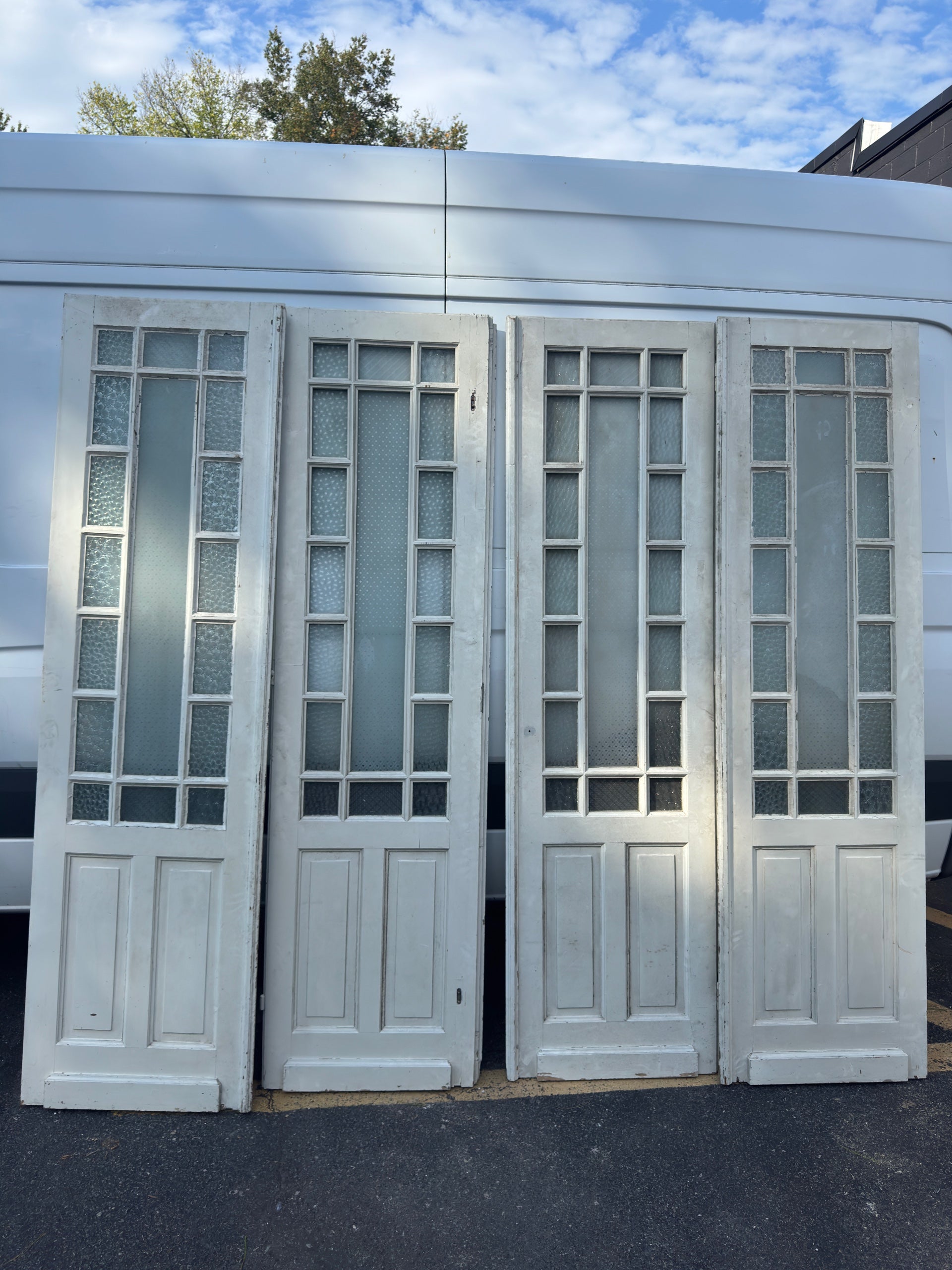 フラヘッド　アンティーク Group of Colonial Revival 3 Panel Interior Doors - dg12524a